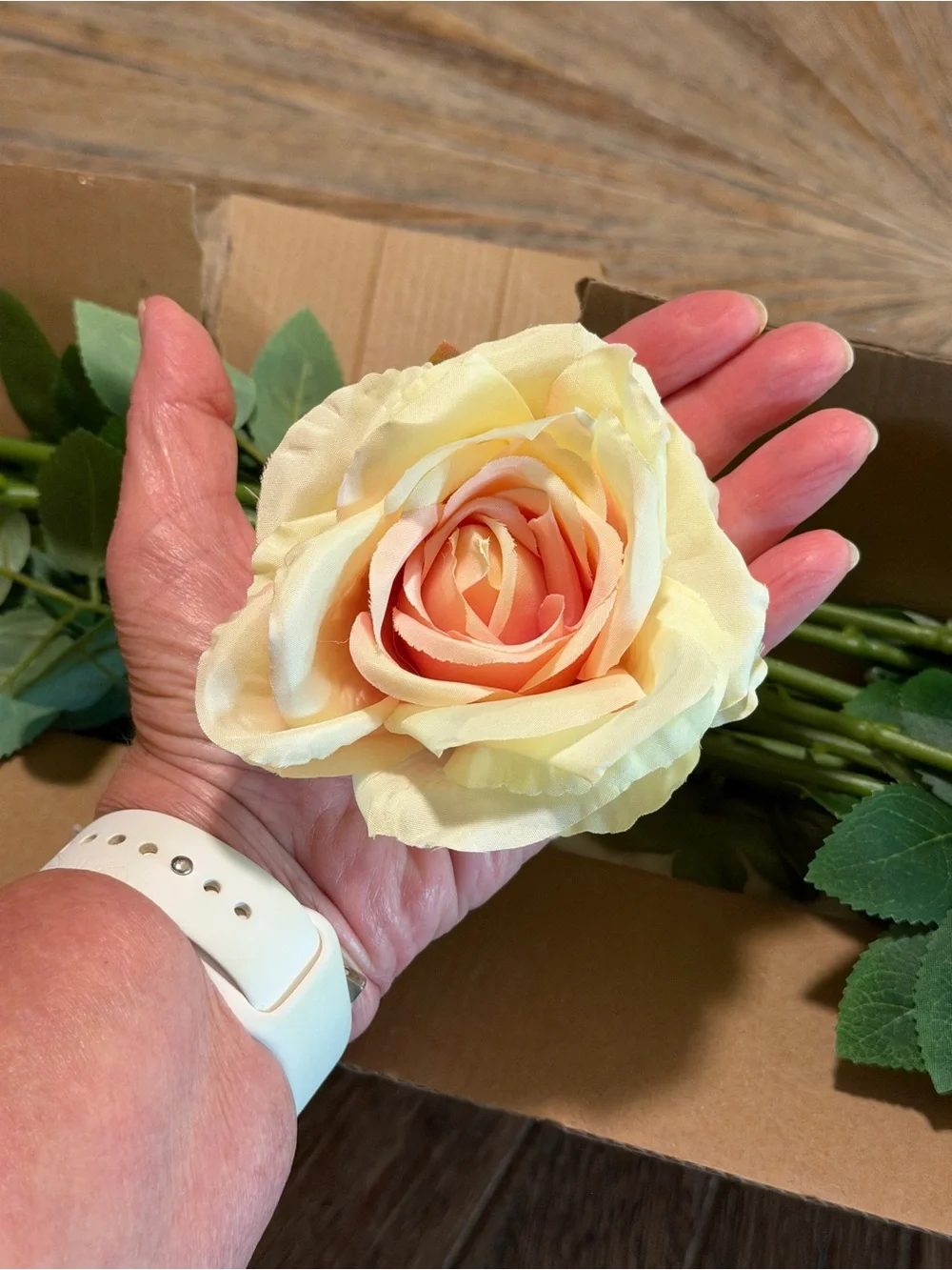 New 20 Artificial Long Stem Roses Ivory Blush Pink Faux Flowers Wedding Decor